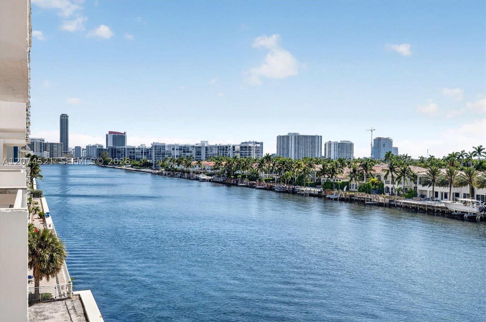 Property Photo:  1500 S Ocean Dr 5E  FL 33019 