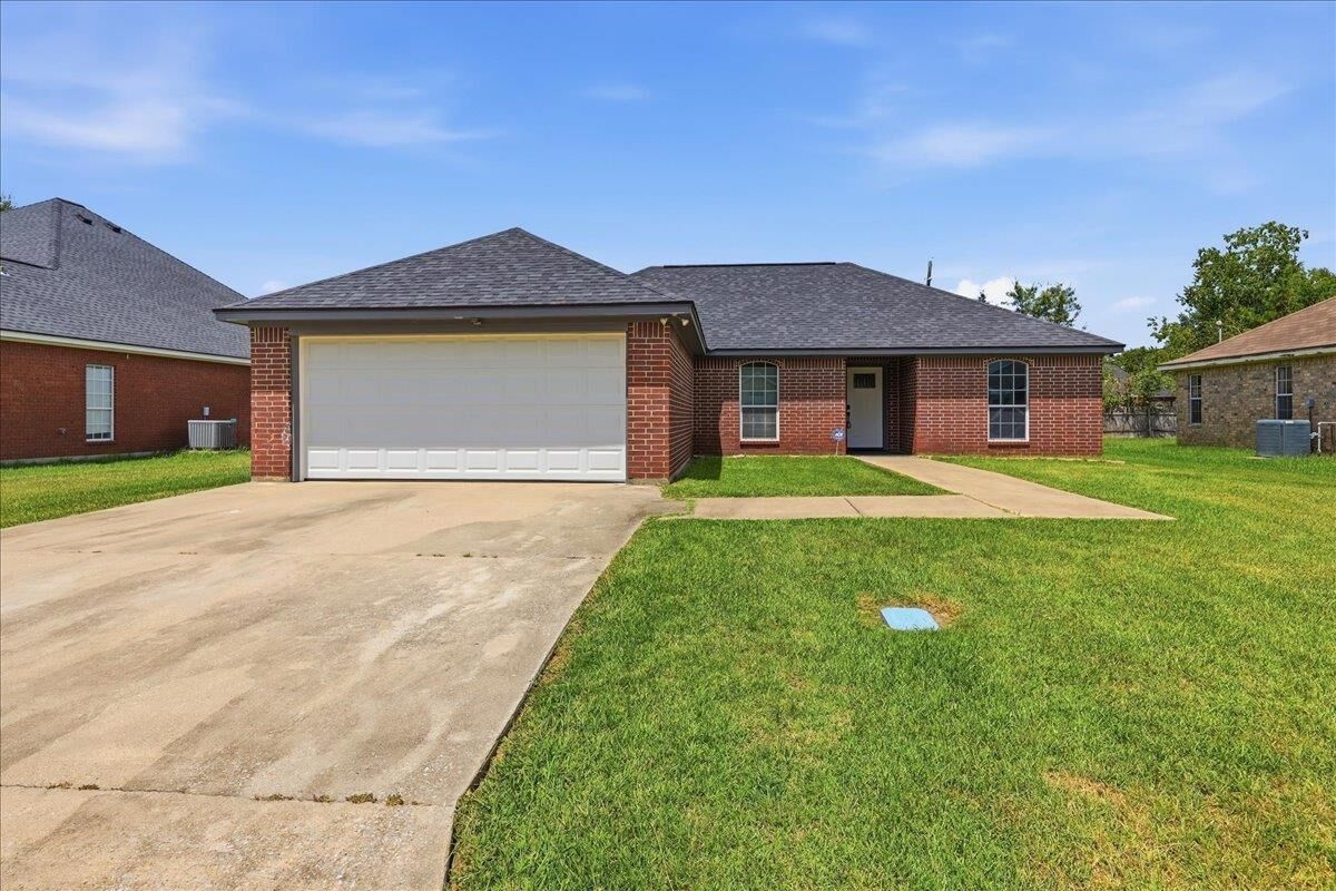 Property Photo:  4406 Highland St.  TX 77632 