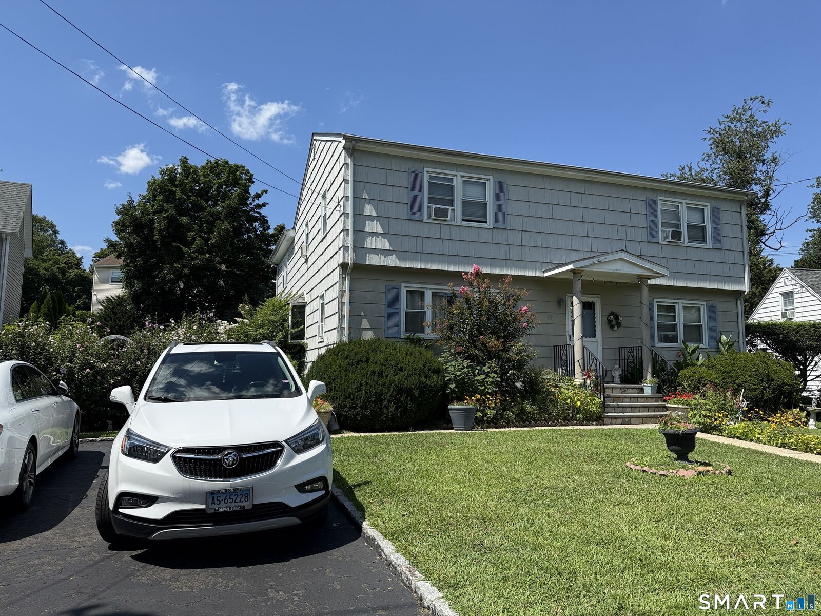 Property Photo:  29 Cowan Avenue  CT 06906 