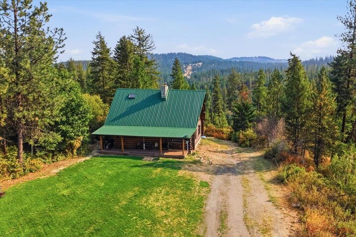 Property Photo:  13915 N Forker Rd  WA 99217 