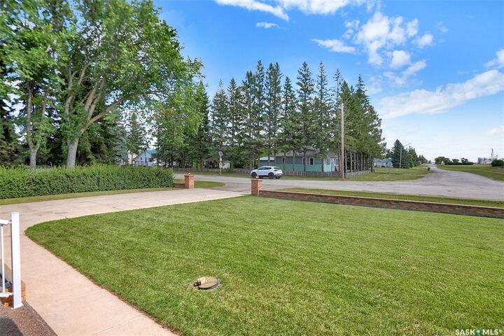 Property Photo:  106 Elgin Street  SK S0G 0C0 