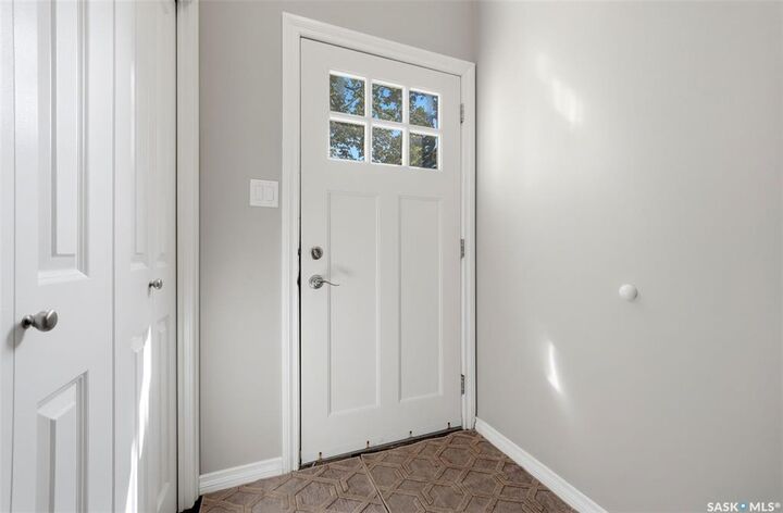 Property Photo:  240 Ottawa Street  SK S4R 1N5 