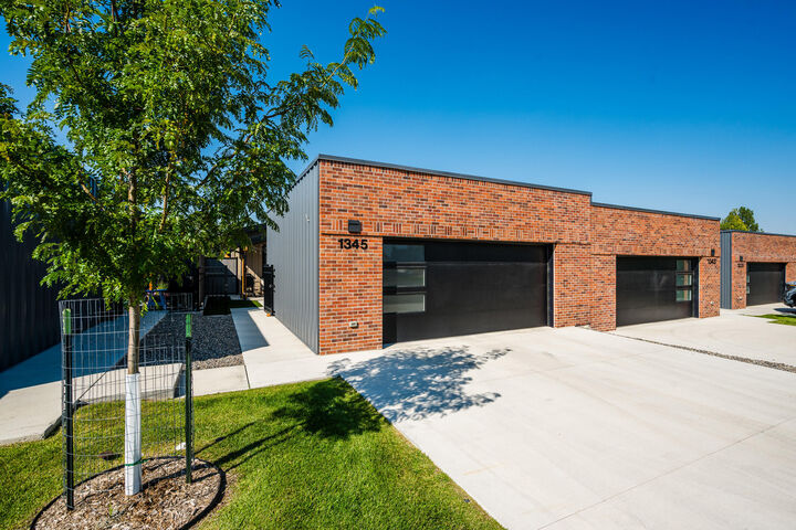 Property Photo: 1345 Avon Street WY 82801