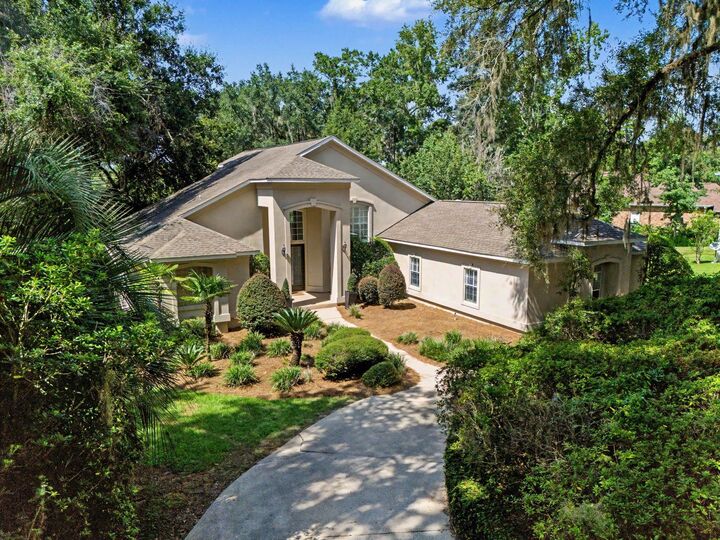 Property Photo: 7727 Preservation Road FL 32312