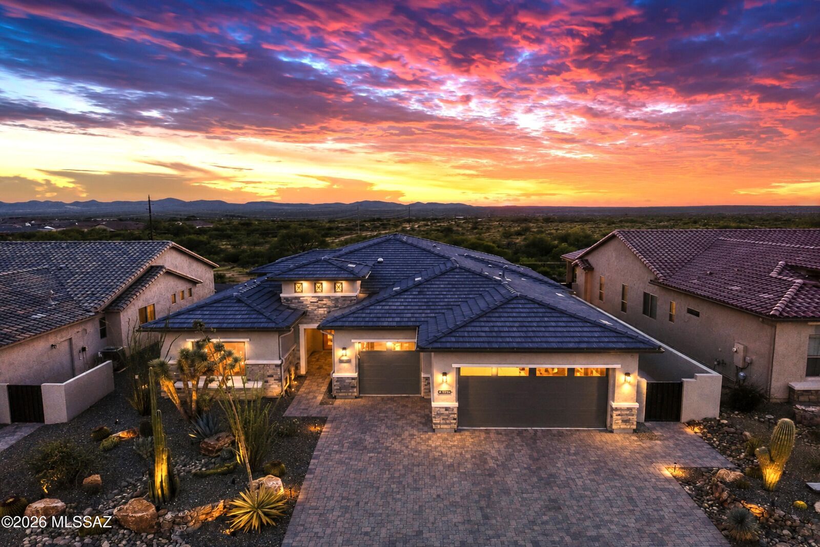 Property Photo:  30462 S Blue Granite Lane  AZ 85623 