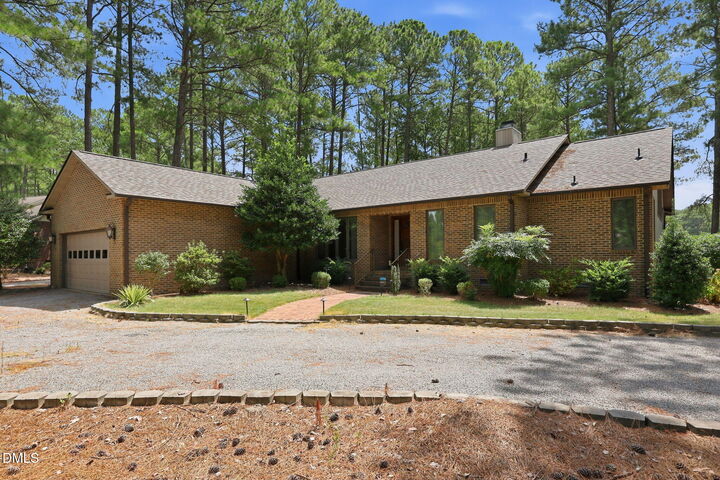Property Photo: 177C Traceway N NC 27332