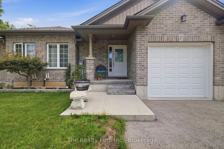 27 Cronyn Street — photo 1