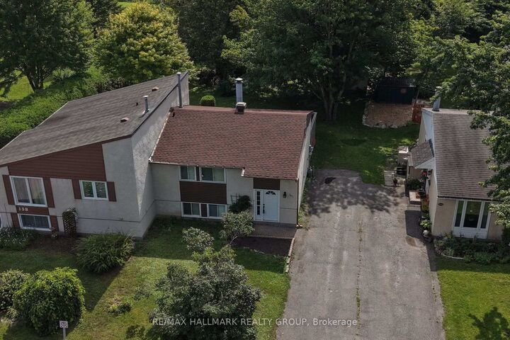 Property Photo: 140 Rothesay Drive ON K2L 1P1