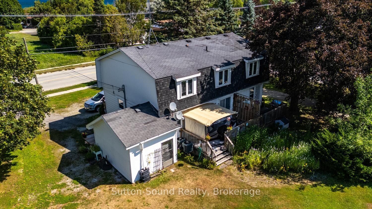 Property Photo:  623 Frank Street  ON N0H 2T0 