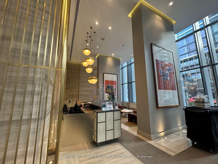 Property Photo:  50 Charles Street E 3212  ON M4Y 1T1 