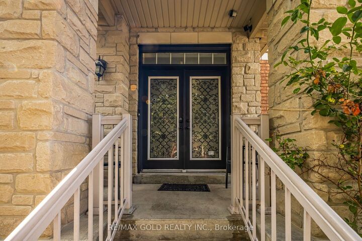 Property Photo: 50 Northface Crescent ON L6R 2Y2