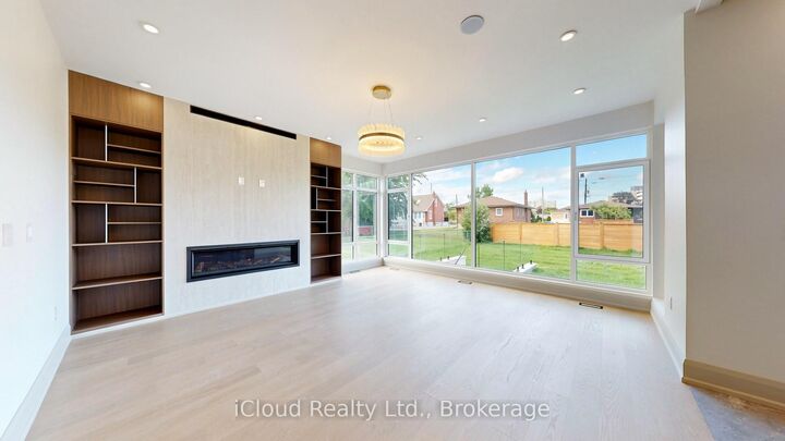 Property Photo: 2539 Rugby Road ON L5B 1T1