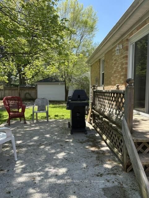 Property Photo: 28 Dieppe Drive ON N5R 4G7