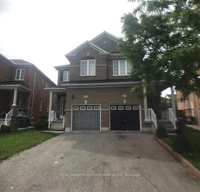 Photo de la propriété:  11 Calm Waters Crescent  ON L6V 4R9 