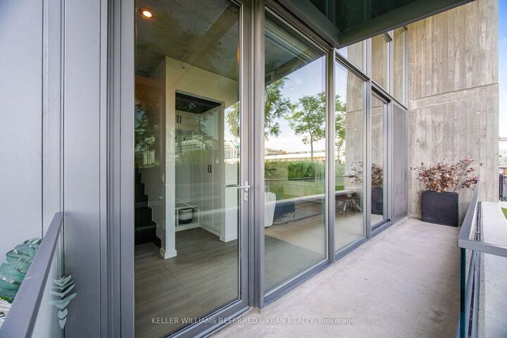 170 Bayview Avenue Th105 — photo 1