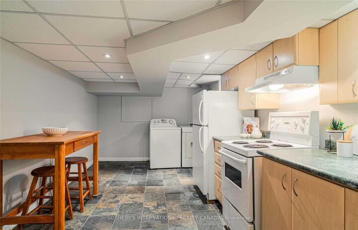 Property Photo:  213 Shaw Street Lower  ON M6J 2W7 
