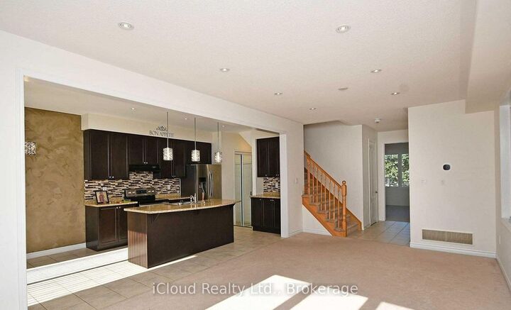 Property Photo:  16 Stedford Crescent Upper  ON L7A 4P5 