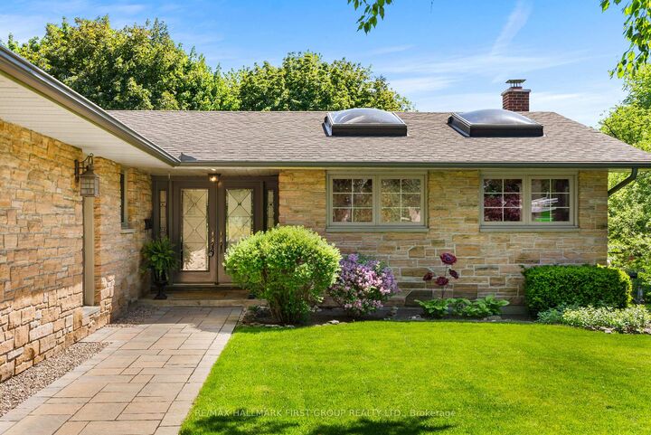 Property Photo: 1889 Appleview Road ON L1V 1T7