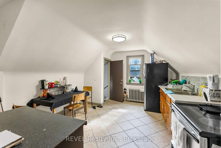 Property Photo: 28 Division Street Upper ON L2R 3G2