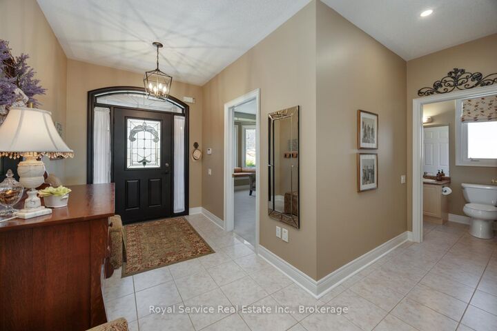 Property Photo: 52 Fenton Lane ON L1A 0A3