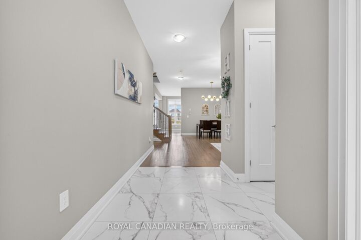 Property Photo:  1531 Kitchen Court  ON L9E 1Y7 