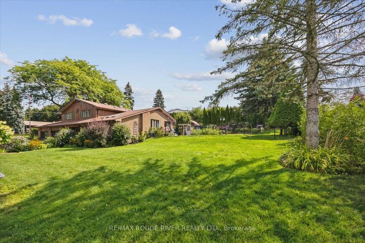 Property Photo: 881 Swiss Heights Drive ON L1K 2B1