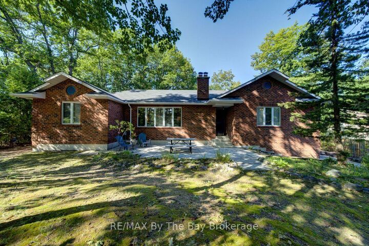 Property Photo: 47 Birchwood Trail ON L9Z 1B1
