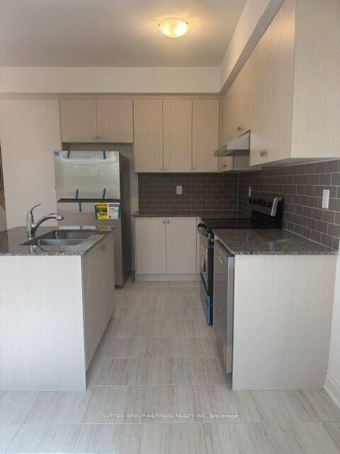 Property Photo: 7 Deer Creek Court ON M1C 1N8