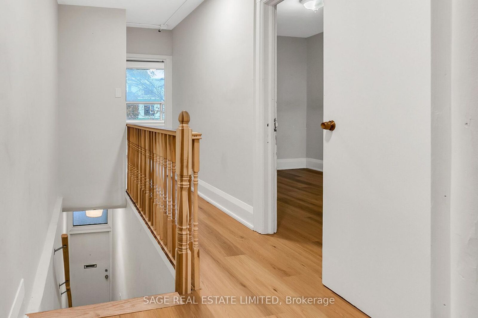 Property Photo:  633 St Clair Avenue W Upper  ON M6C 1A7 