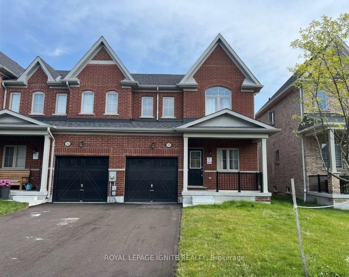 Property Photo:  25 Jack Potts Way  ON L1E 0E8 