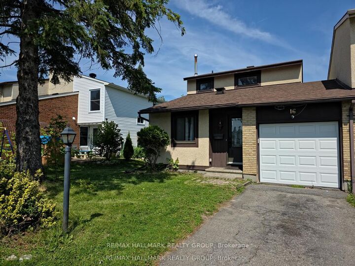 Photo de la propriété:  16 Tedwyn Drive  ON K2J 1T8 