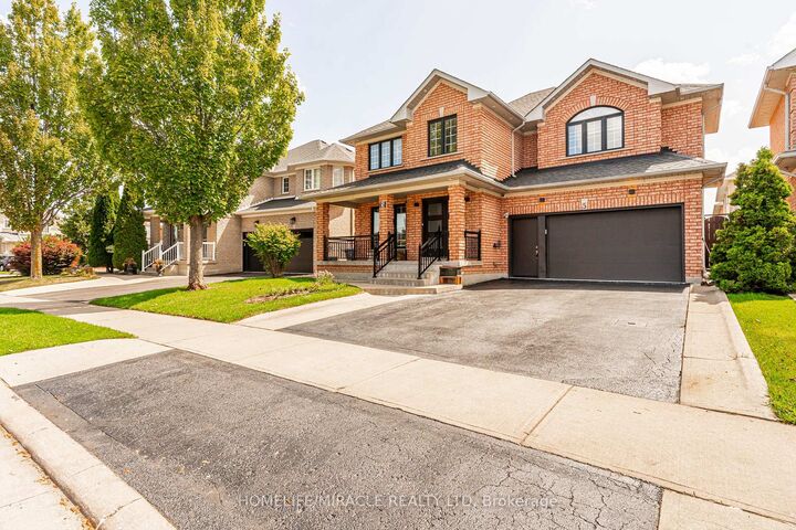 Property Photo: 5 Octillo Boulevard ON L6R 2P7