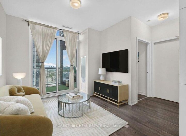 Property Photo: 20 O'Neill Road 1617 ON M3C 0R2