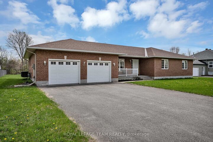 Property Photo: 6668 Tommary Drive ON K4P 1G8