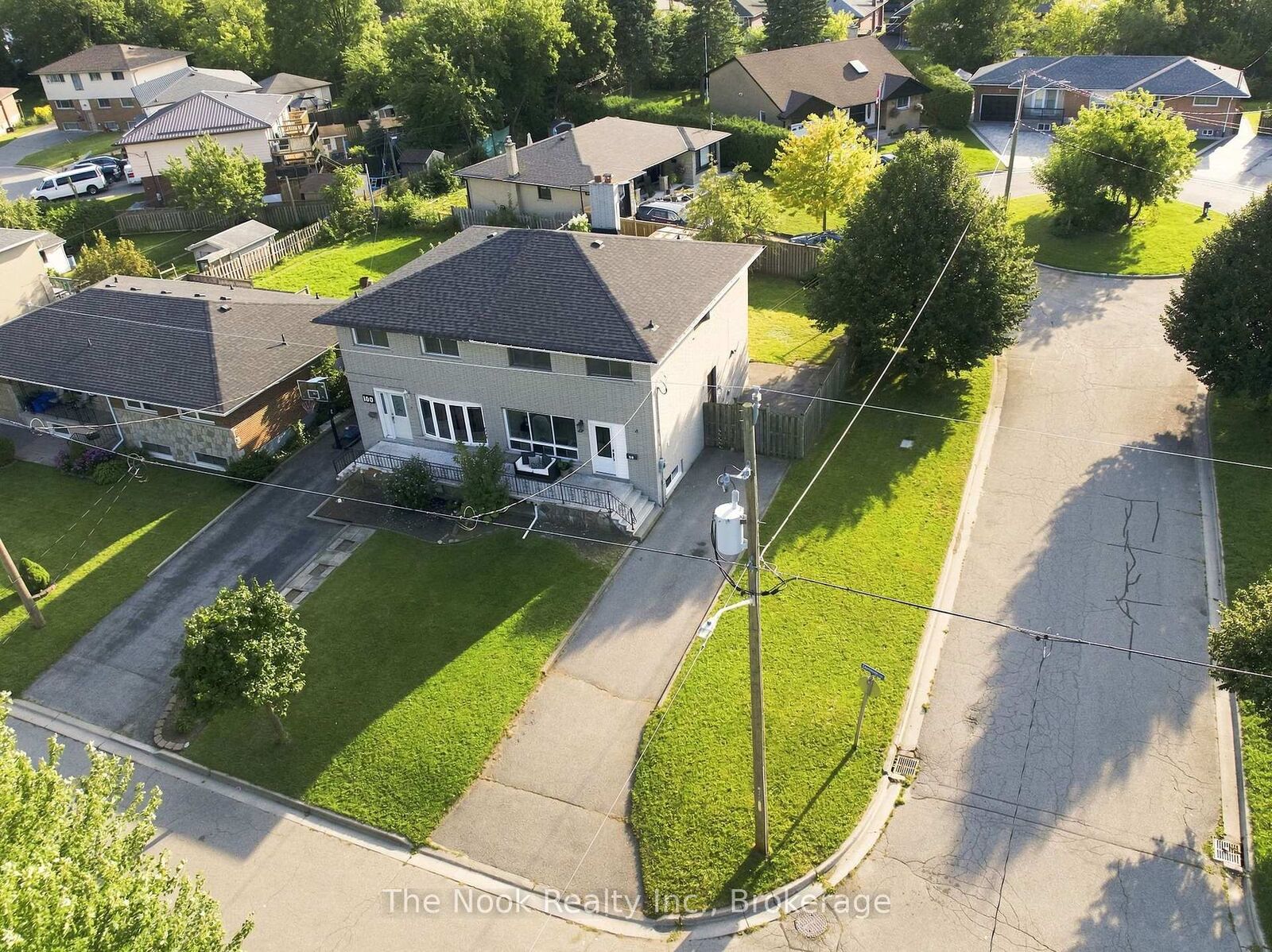 Property Photo: 98 Durham Street ON L1J 5P8