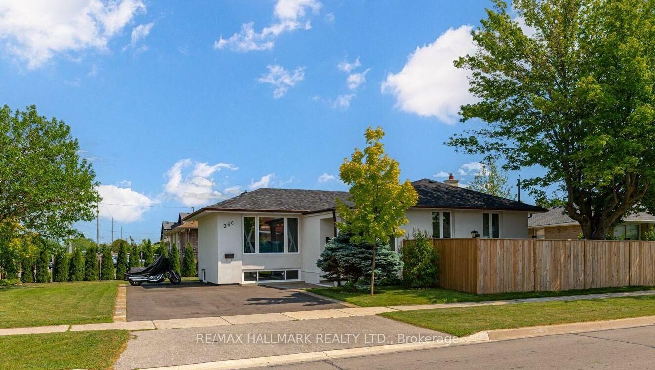 Property Photo: 366 Wildwood Drive ON L6K 1T2