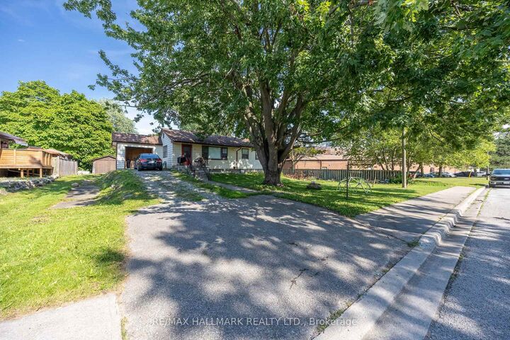 1911 Glenview Road — photo 1