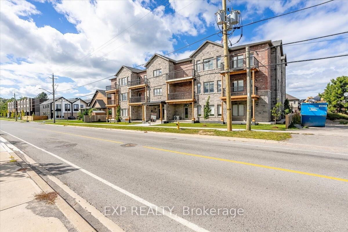 Property Photo:  163 Port Robinson Road 201  ON L3B 5N5 