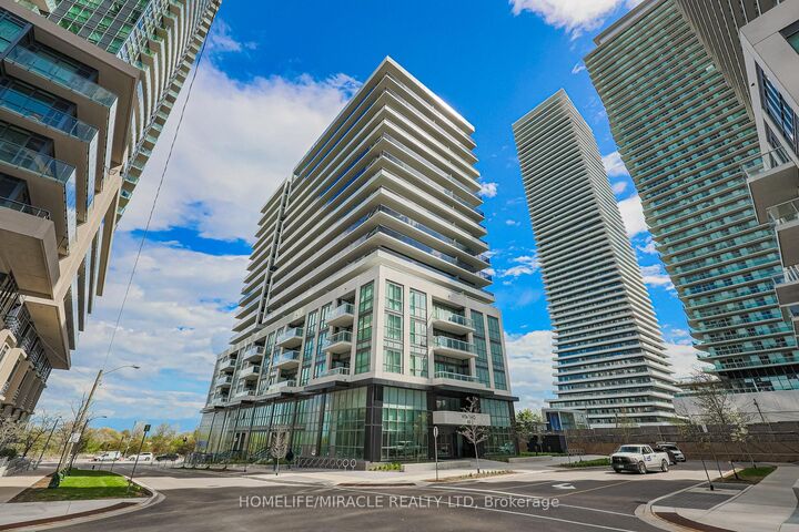Property Photo: 65 Annie Craig Drive 1110 ON M8V 0C4