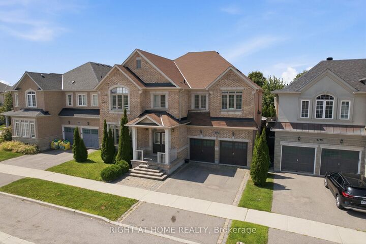 Property Photo: 4713 Thomas Alton Boulevard ON L7M 0K5