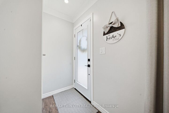 Property Photo: 45 Wayne Drive ON N3R 2Y8