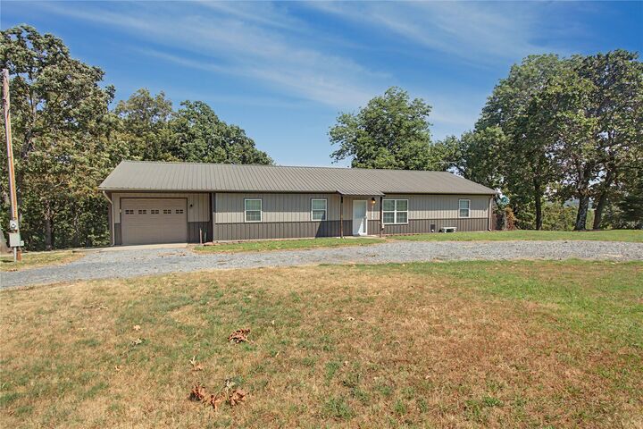Property Photo:  4930 S 71st Street E  OK 74403 