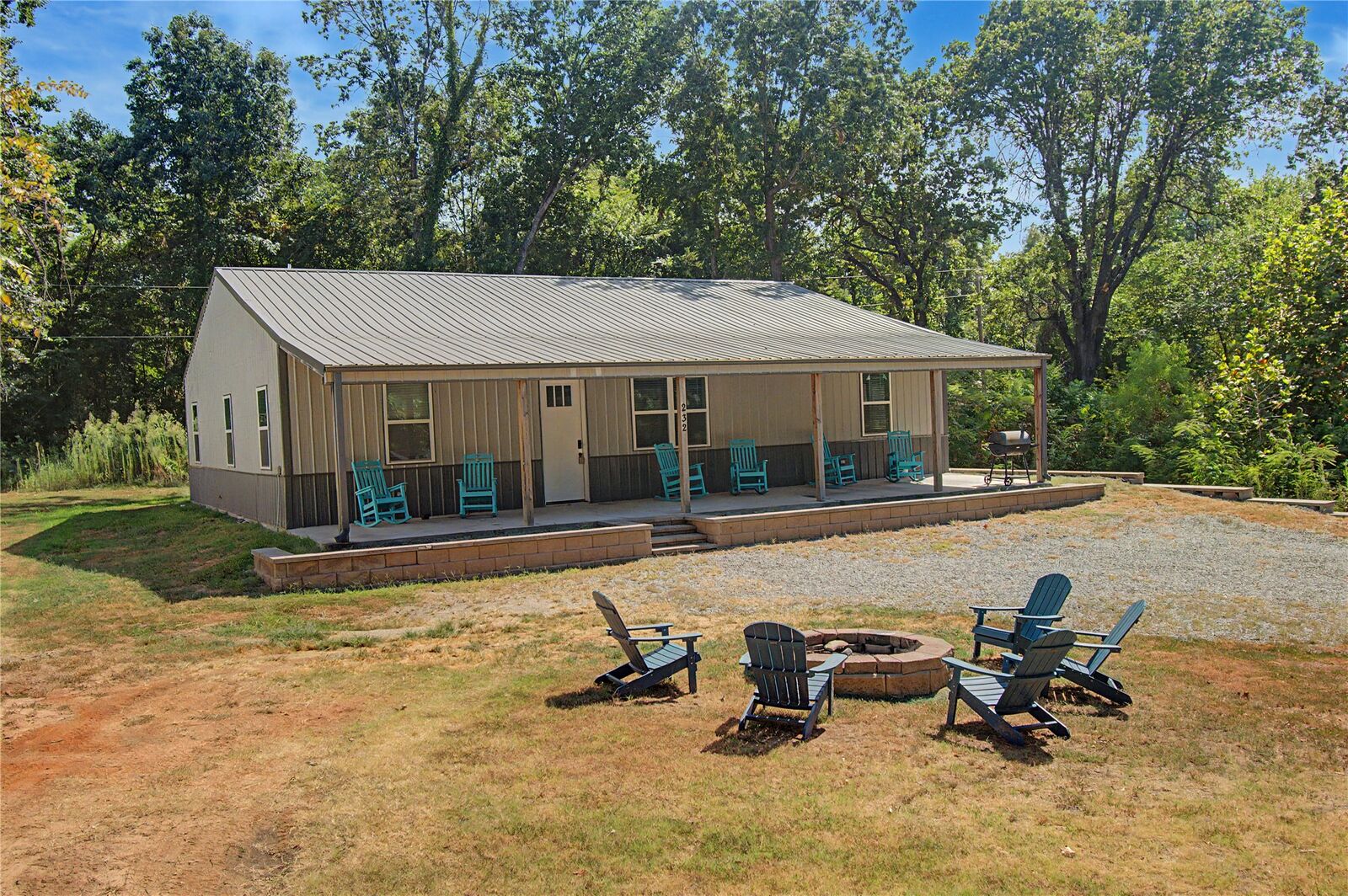 Property Photo: 232 Oak Hollow Road OK 74432