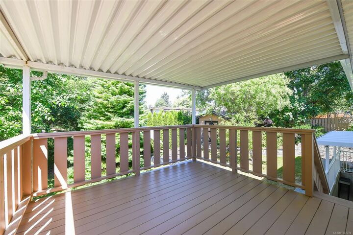 Property Photo: 635 Pritchard Rd BC V9M 3J1