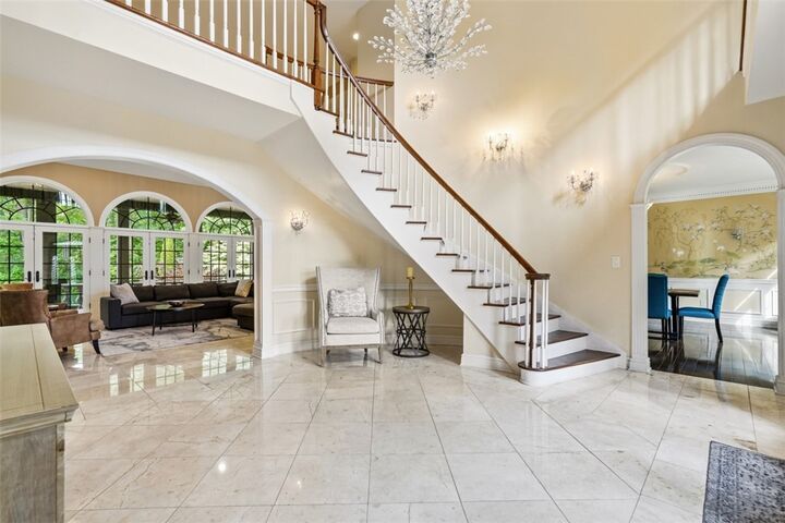 Property Photo:  105 Lantern Cir  PA 15317 