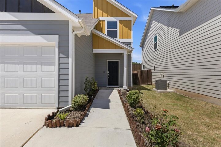 Property Photo: 5202 Dimesky Lane TX 78723