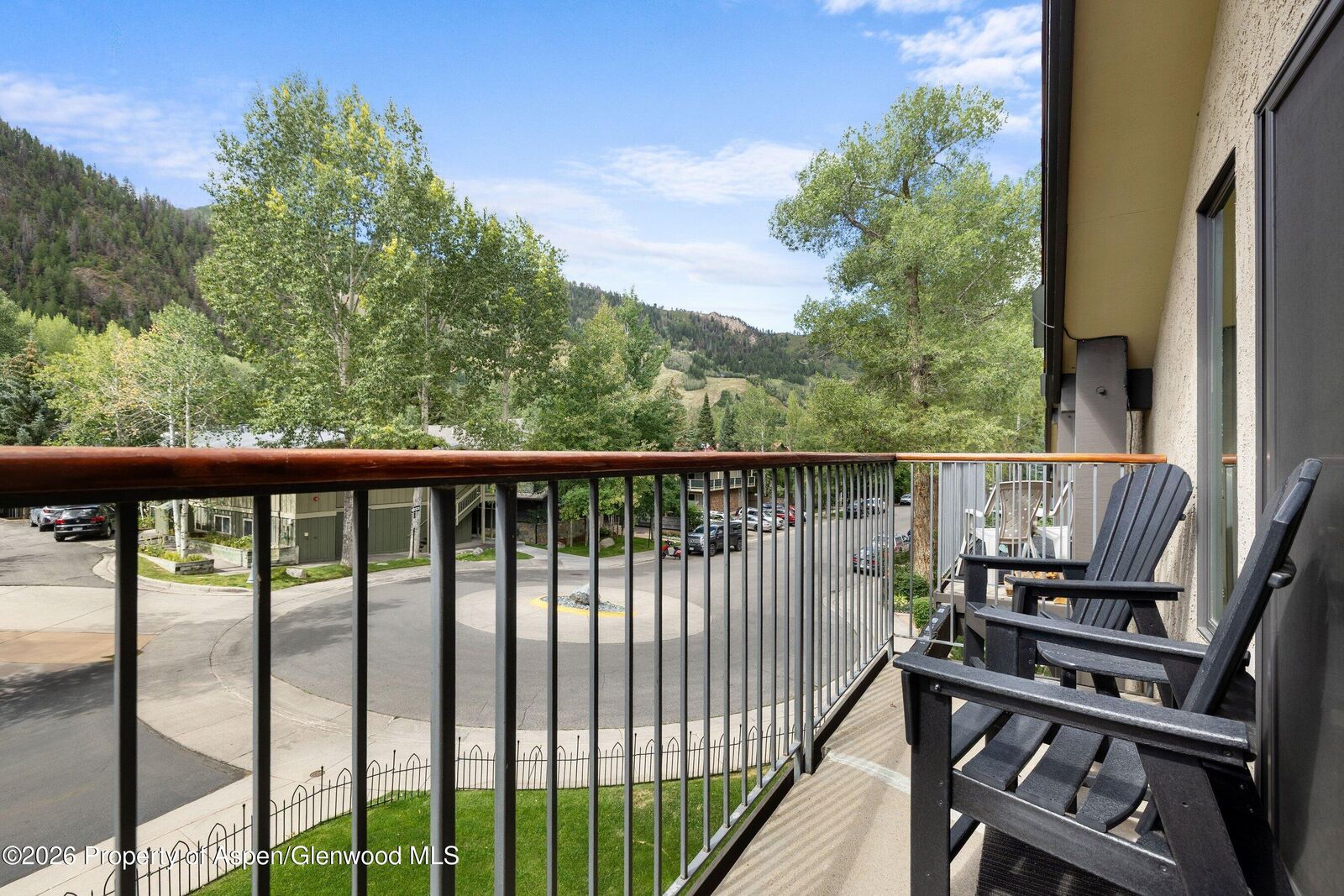 Property Photo: 1020 E Durant Avenue 301 CO 81611