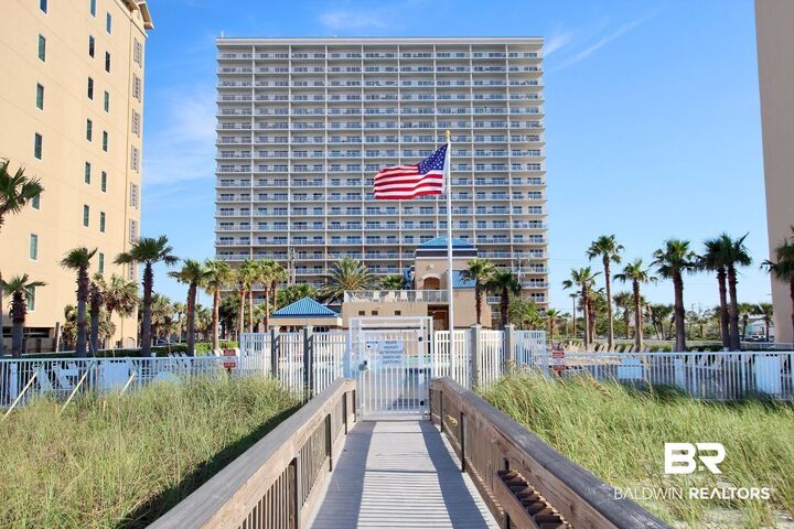 Property Photo: 1010 W Beach Blvd 402 AL 36542