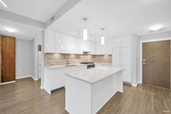 Property Photo: 9551 Alexandra Road 225 BC V6X 0S6