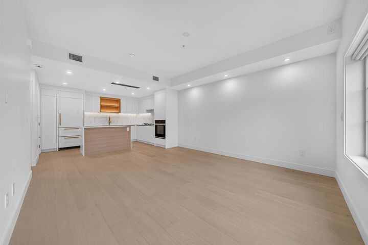 Property Photo: 918 W 32nd Avenue 208 BC V5Z 0L3